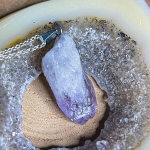 Raw amethyst tooth pendant necklace healing crystal stone purple silver plated 2